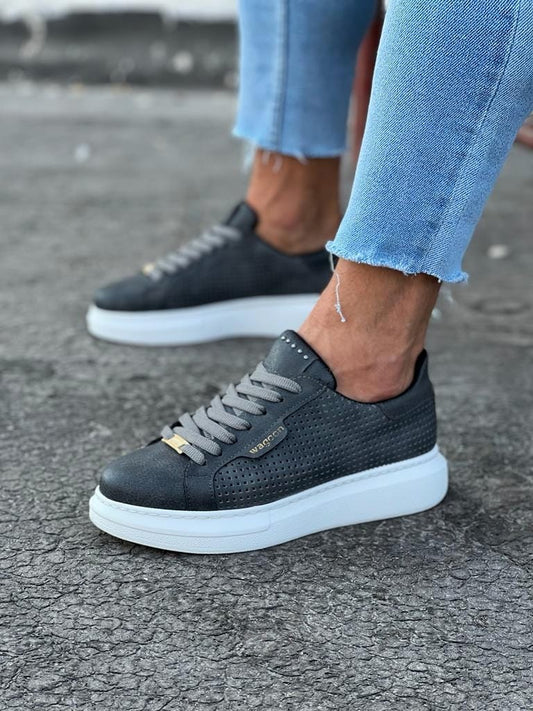 01 Mens Trainers Grey