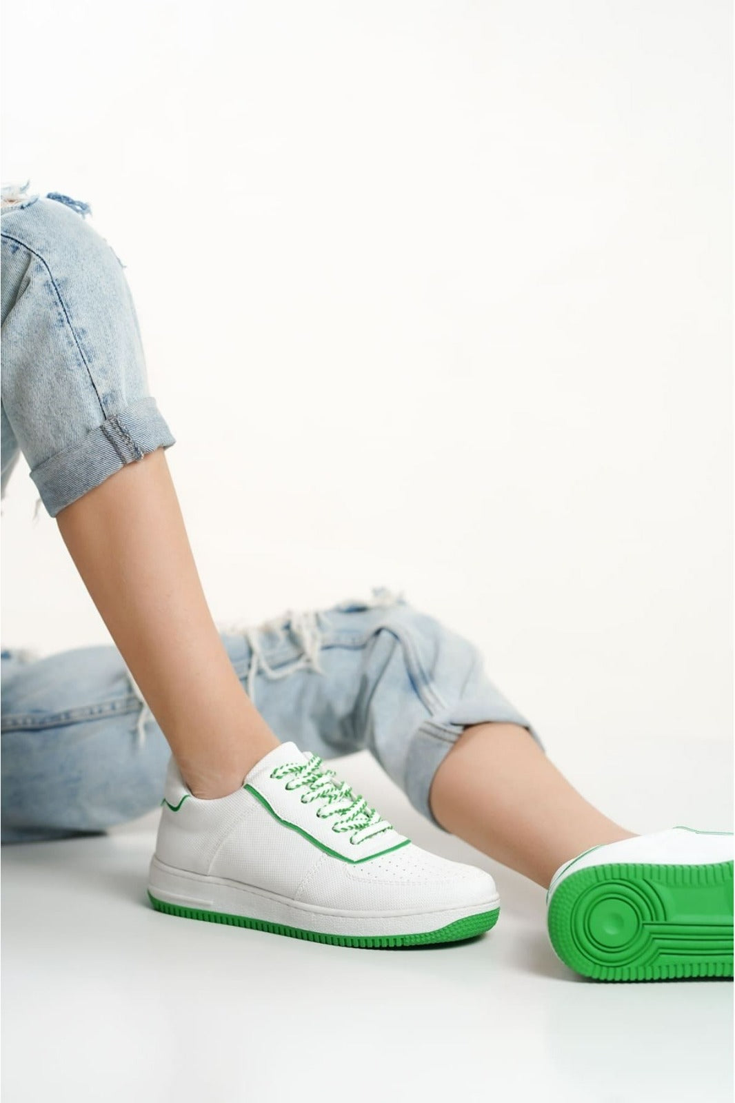 508 WOMEN Trainers Lace Up White & Green New Arrival