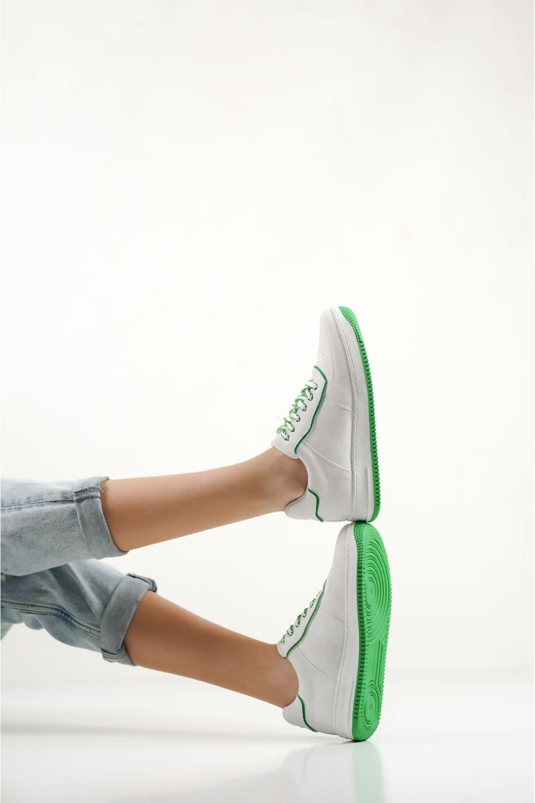 508 WOMEN Trainers Lace Up White & Green New Arrival