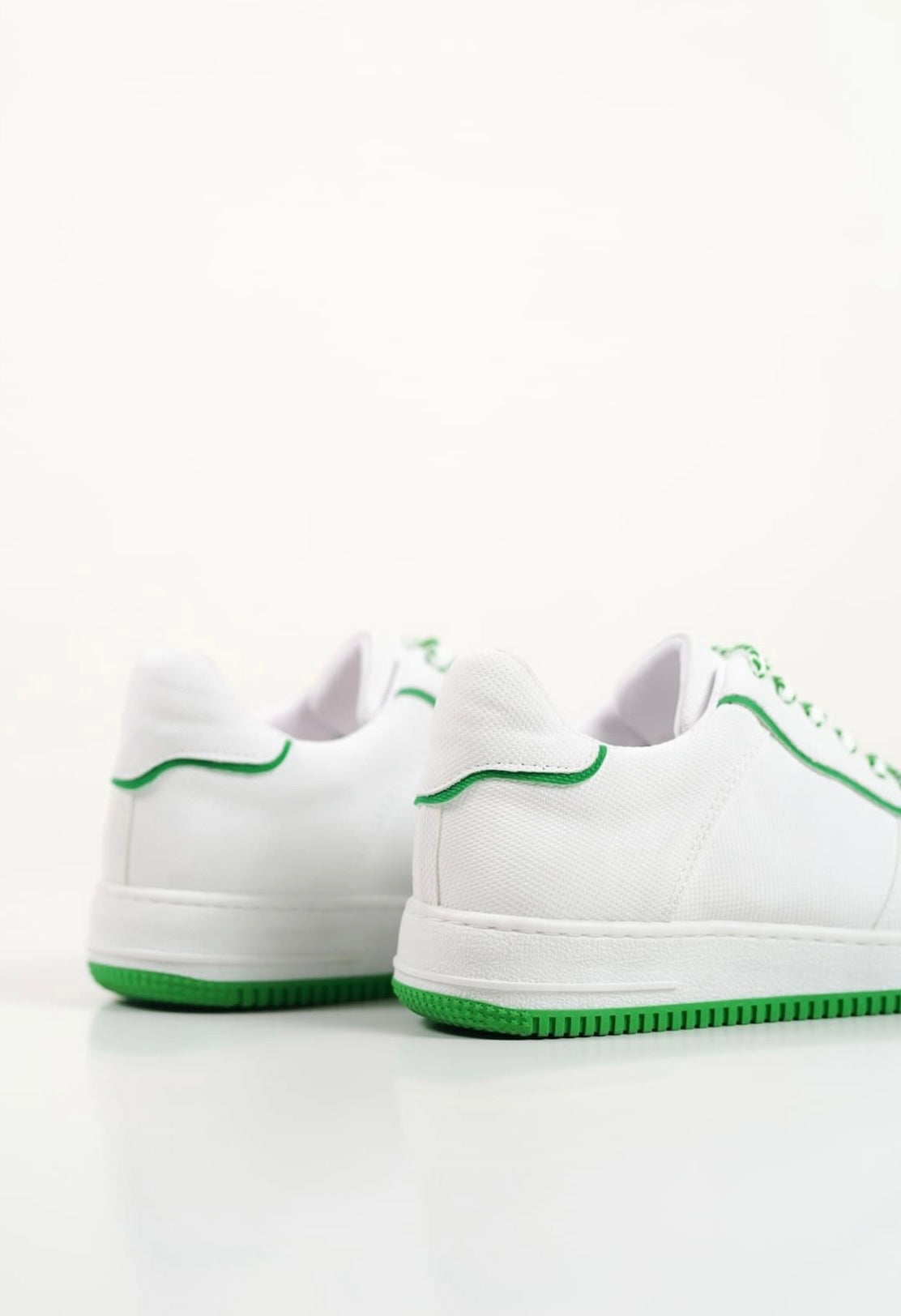 508 WOMEN Trainers Lace Up White & Green New Arrival