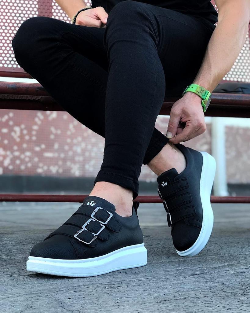 050 Mens Trainers Black & White